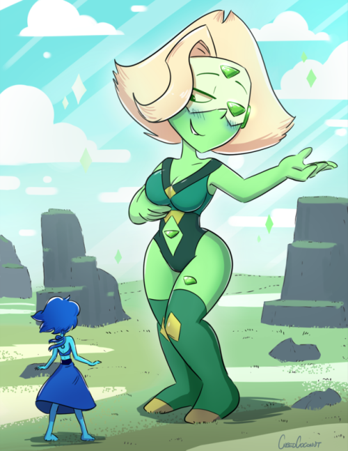 cubedcoconut:Five of @drawbauchery’s peridots fused into one...