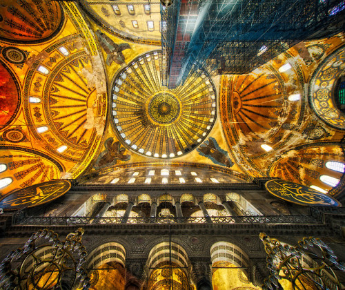 nicholassabalos:
“God’s up there somewhere….The spiritually-inspiring inside ceiling of the Hagia Sophia – cathedral, mosque, museum….down through 15 centuries of history – in Istanbul, Turkey.
Oh, the stories that magnificent dome could tell.
God...