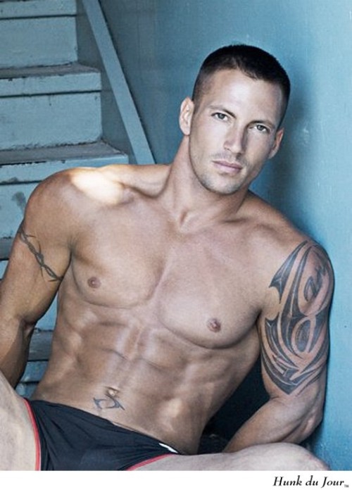 Hunk of the Day for Jan-2-2013 | more pics of Matt vote for tomorrow’s hunk: mobile | full web site