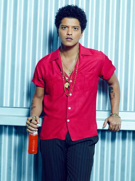 bmars-news: New/old pictures of Bruno Mars