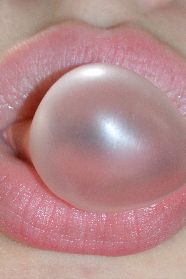 Bubble gum and blowjob