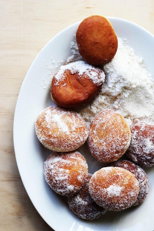 delta-breezes:Double Vanilla Jam Donuts | The Sugar Hit