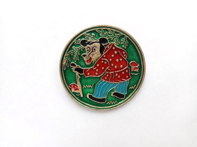 Large bear pin (buy)