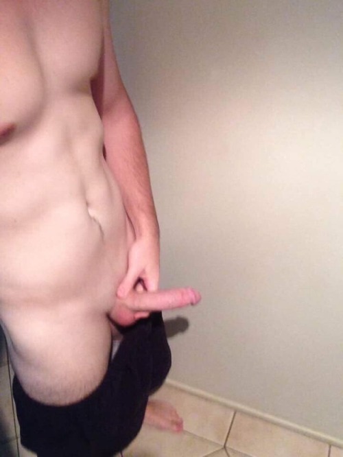 hotexposedaussie789:Discreet Bi Tyler from Sydney