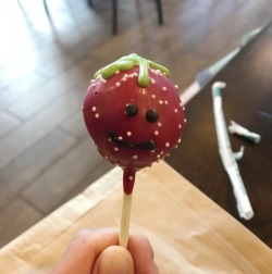 Strawberry Cake Pops Tumblr