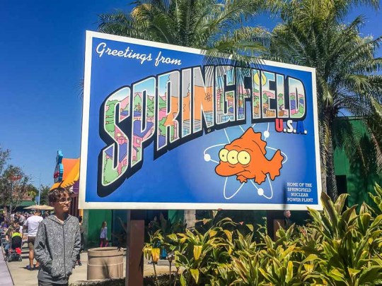 Springfield sign and tips for Universal Orlando