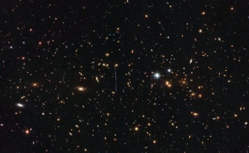 A gargantuan collisionIn 2014, astronomers using the NASA/ESA...