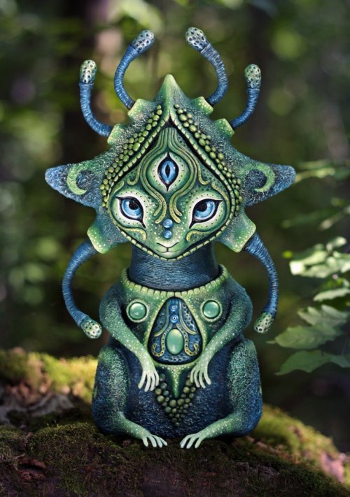 boredpanda:I Create Mystical Creatures That Bring Light,...