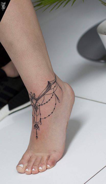 tree ankle tattoos tumblr - Google Search | Tree tattoo small, Tattoos for  women, Tree tattoo ankle