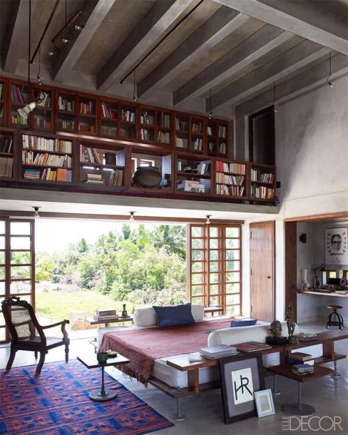 stylish-homes:Plenty of space in this bedroom with library...