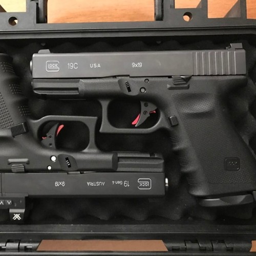 jeffylou87:#kkmprecision #glock #glock19 #glock19gen4...