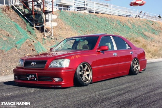 Toyota crown gif