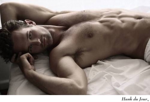 Your Hunk of the Day: Maxim Budnick http://hunk.dj/7298