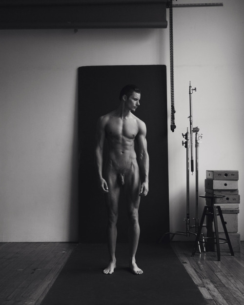 thenakedsundayproject:Damien, 2017