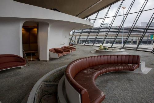 archatlas:Abandoned TWA Terminal Open House Tod SeelieCheck...