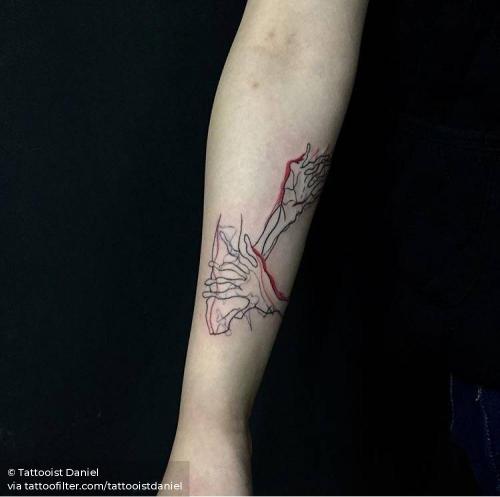 By Tattooist Daniel, done in Seoul. http://ttoo.co/p/31573 anatomy;contemporary;facebook;hand;inner forearm;medium size;sketch work;tattooistdaniel;twitter