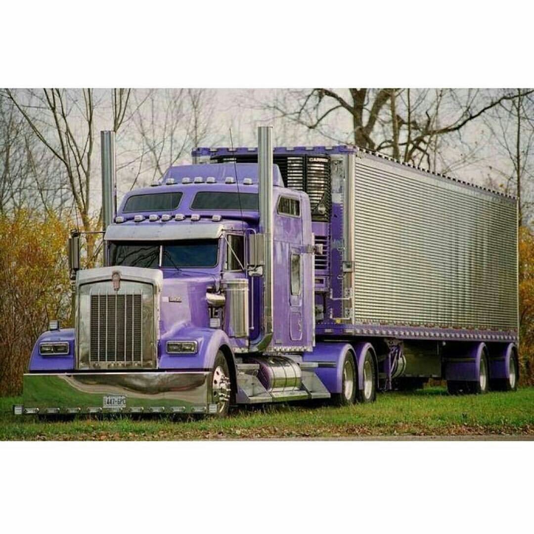 Semitrckn — Kenworth Custom W900l With Matchin Reefer 1792