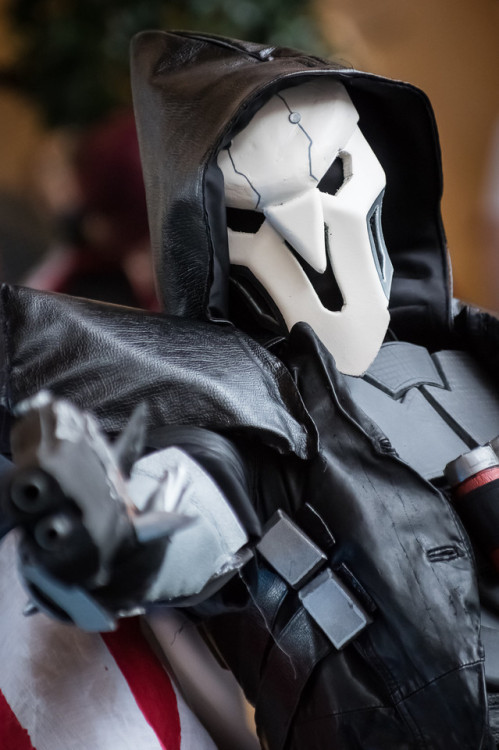 bara-roses-cosplay:Death comes for all.Reaper -...