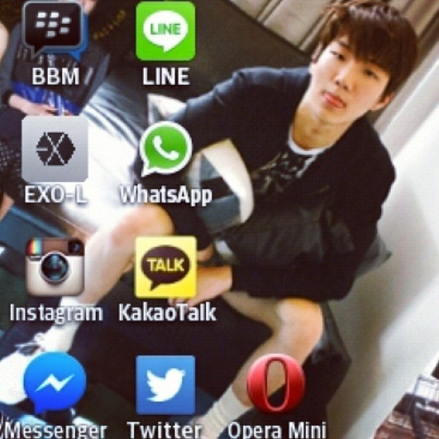 Kpop Fangirl Primadonna Fandom Eyyyyy My Wallpaper Is Just Too