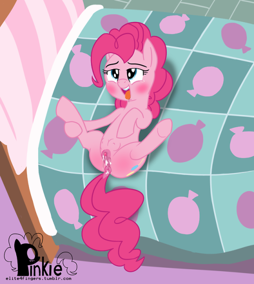 elite4fingers:Pinkie is back with some more Pinkie PieI just...