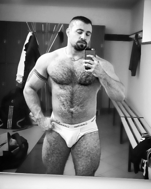 Musclebears, Cubs, and Daddies