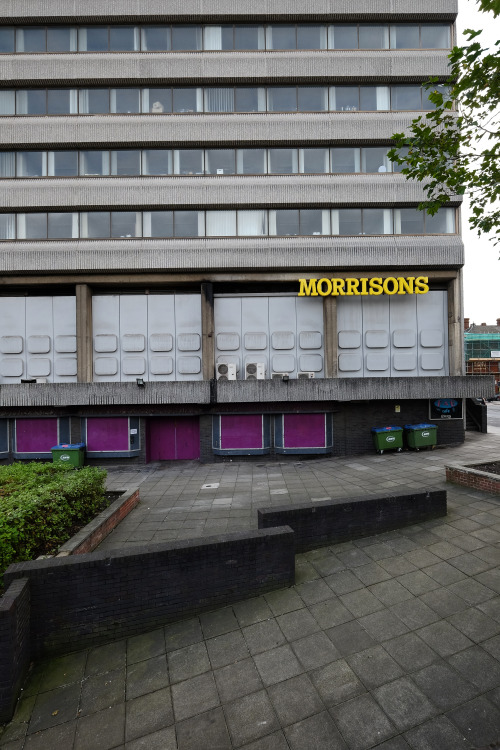 post office leeds merrion centre