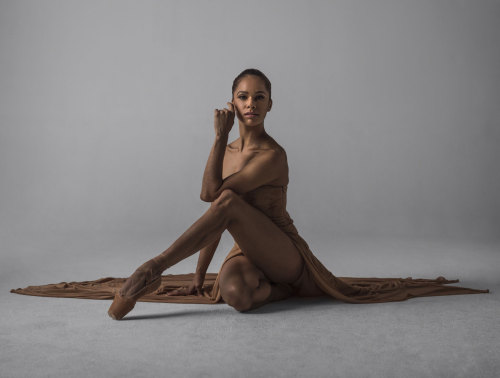 nya-kin:Misty Copeland makes history as first African...