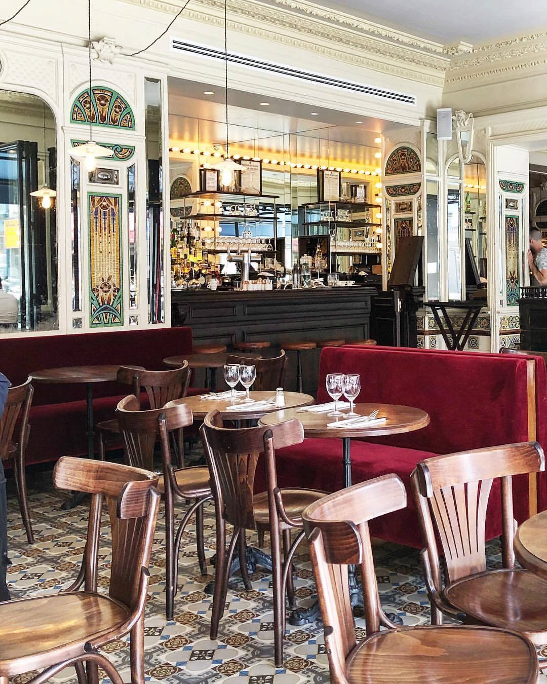 Joyce In Paris Pretty Parisian Cafe Interiors Cafe