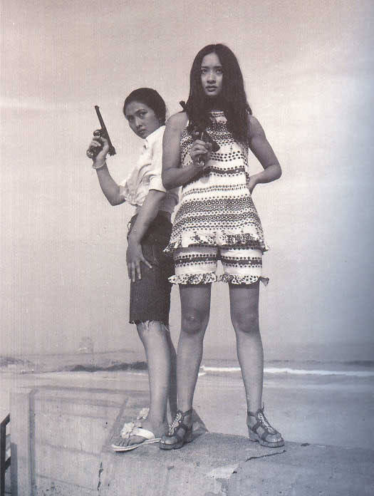 fuckyeahmeikokaji:
“  Meiko Kaji (梶芽衣子) and Bunjaku Han (范文雀) in a press photo for Stray Cat Rock: Wild Jumbo (野良猫ロック ワイルドジャンボ), 1970, directed by Toshiya Fujita (藤田敏八).
http://fuckyeahmeikokaji.tumblr.com/
”