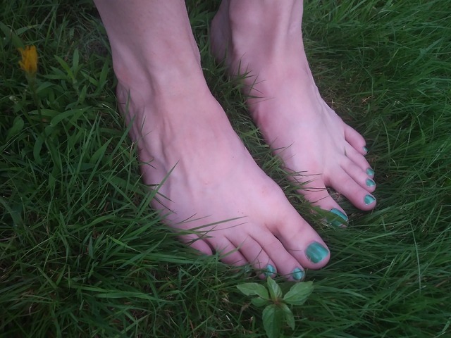 Worship These Sexy Feet Ive Got My Emerald Green Toes Well Hidde