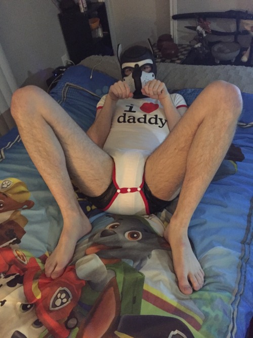 pupartemis:pizzaotter:pupartemis:Yay I have a onesie...