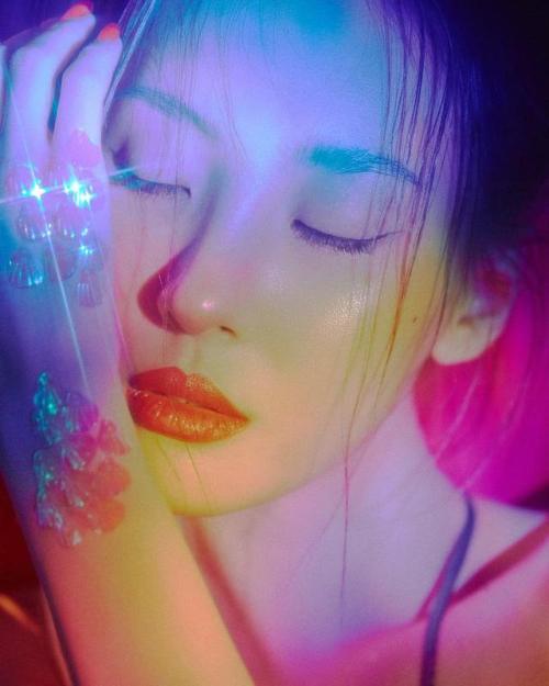 fysunmi:WARNING (2018)