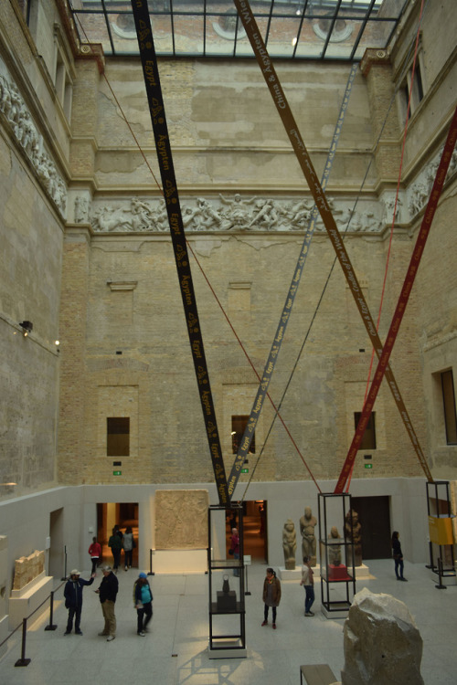 on-misty-mountains:Neues Museum Berlin