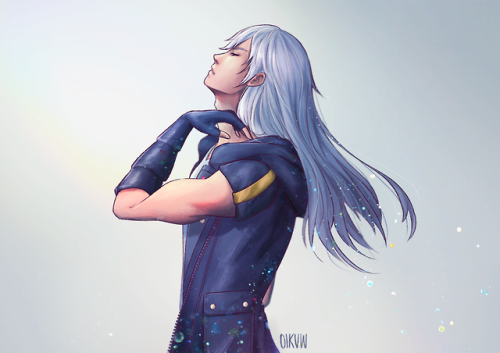 oikvw:i just think riku should grow his hair out again