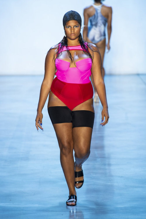 healthforpositivebodies:Chromat’s spring 2019 collection,...