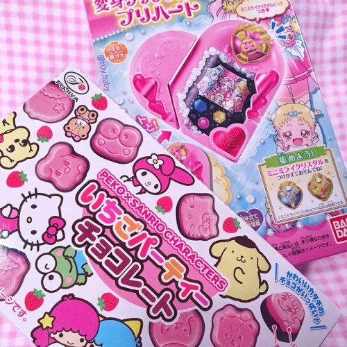 underthebogart:Pastel + Kawaii + Sanrio Moodboard requested by...