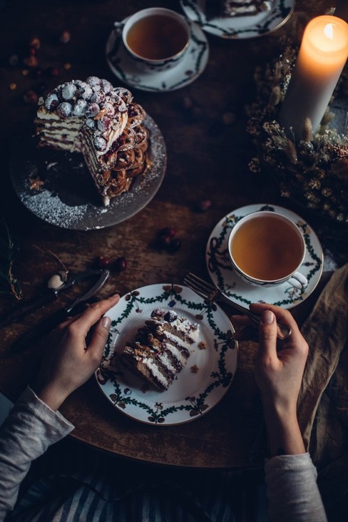 sweetoothgirl:Gluten-free Christmas Waffle Cake with Hazelnuts...