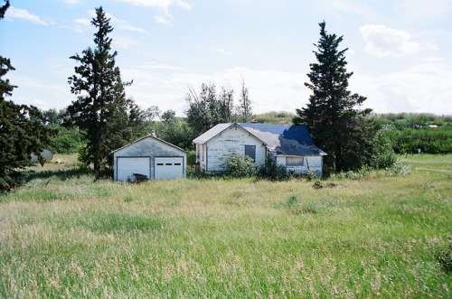 35mm 35mm photography 35mm camera filmisnotdead abandoned house abandoned places