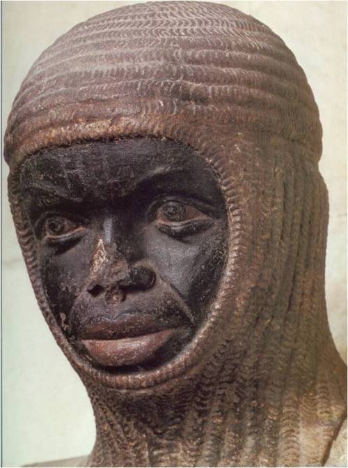 medievalpoc:dresdencodak:medievalpoc:Sir Morien, Black...