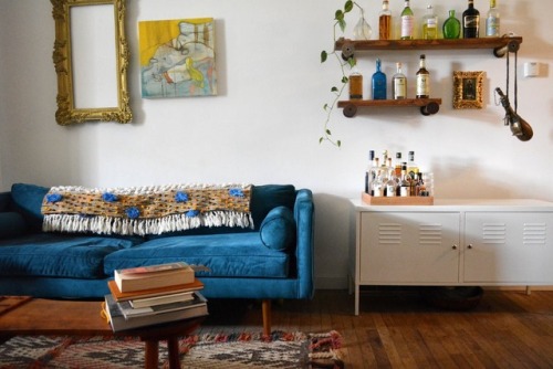 gravityhome:Boho Philadelphia apartment | photos by Caitlyn...