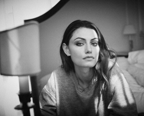 beautorigine:Phoebe Tonkin photographed by Eric James Guillemain...