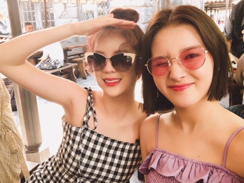 ljooe:✨Sunnies on a Lovely day✨