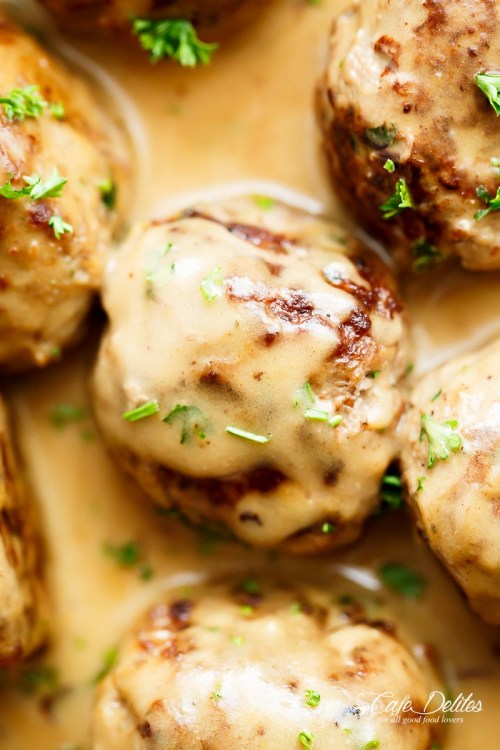 foodffs:THE BEST SWEDISH MEATBALLS RECIPEFollow for...