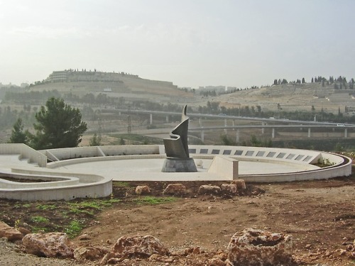 early-morning-rain:Israel’s 9/11 Living Memorial Plaza in...