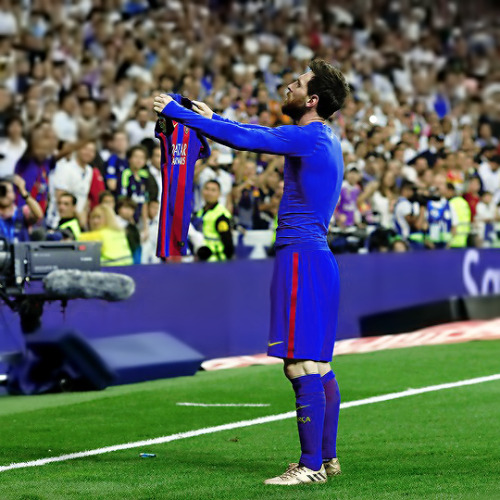 barcelonaesmuchomas:Lionel Messi celebrates after scoring his...