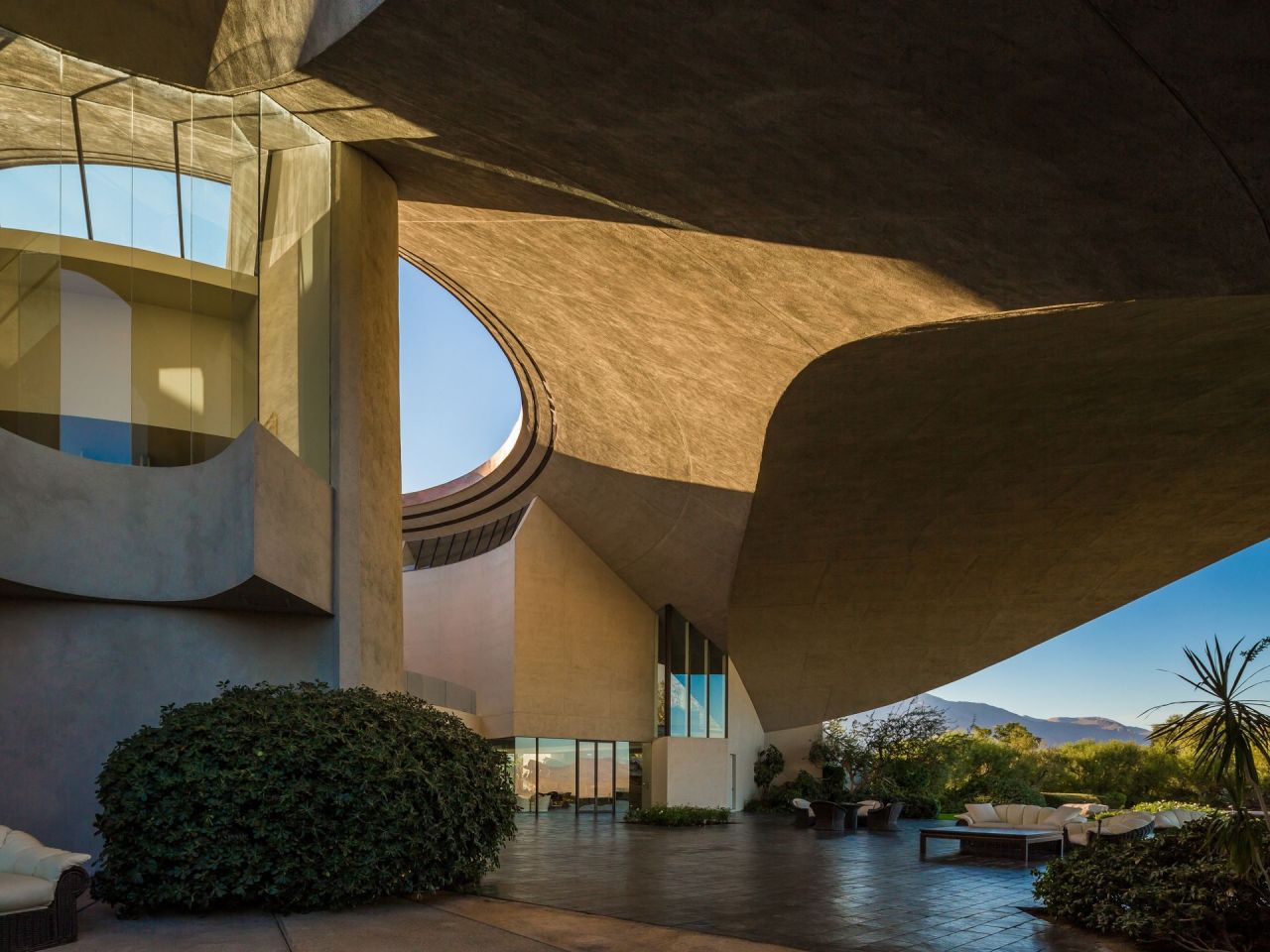 OMBU: Bob Hope House Palm Springs • California By...