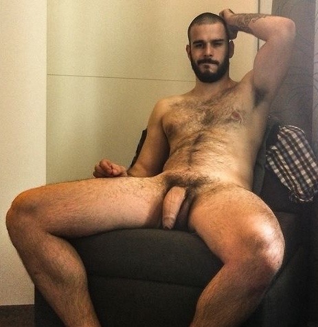 unclelucas:realamateurmen:Fuck I am in loveHot damn!!!