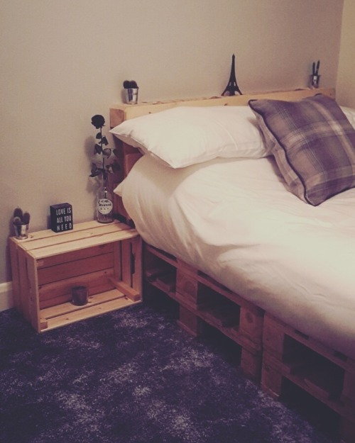 pallet bed on Tumblr