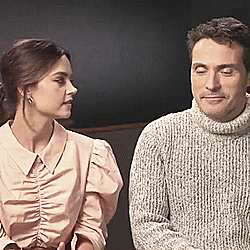victoria itv vicbourne jenna coleman rufus sewell jennacolemanedit rufussewelledit jcolemanedit rsewelledit i love these dorks so much give them their own show or movie they have such beautiful chemistry and their friendship is such a treasure mel and vicky click images on the right to see the captions photo mine
