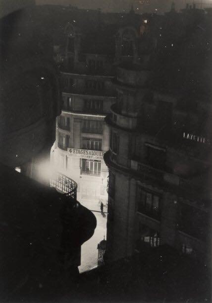 afrouif:
â€œBrassai â€¢ Paris de nuit 1932
â€